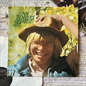 John Denver -“John Denver’s Greatest Hits”Vinyl LP